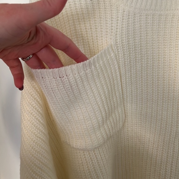 Sweater - Picture 3 of 5